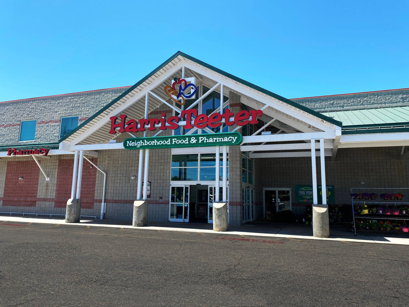 Shoppes at Davidson Corner, 1245 Concord Pkwy N, Concord, NC 28025