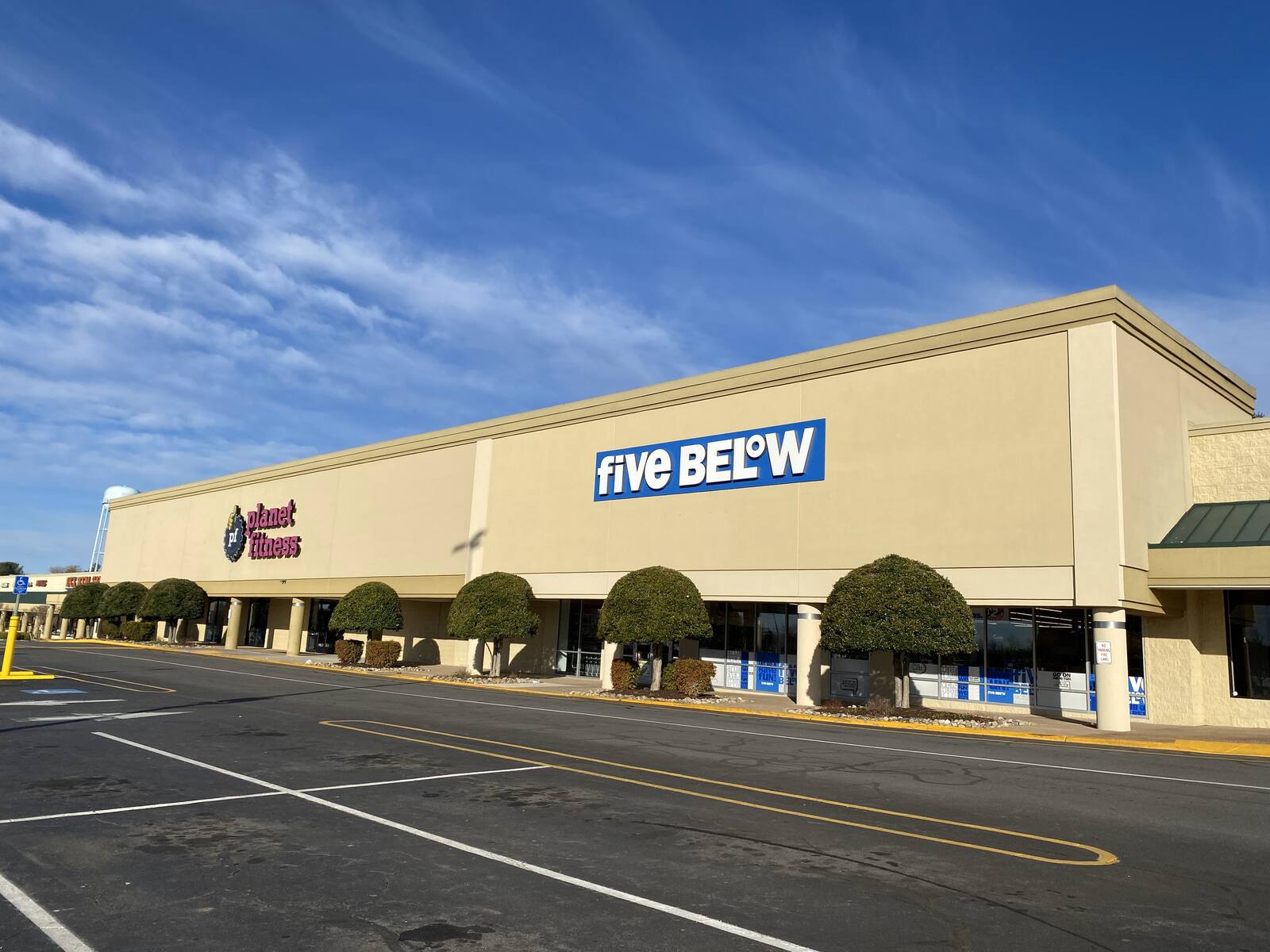 Dominion Square, 725 Dominion Sq Shopping Center, Culpeper, VA 22701