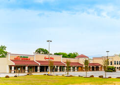 
                                	        Powdersville Plaza
                                    