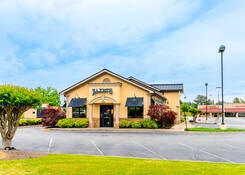 
                                	        Powdersville Plaza
                                    