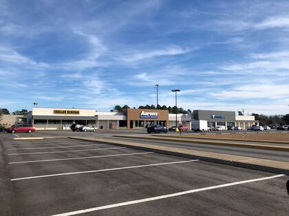 Hope Mills Plaza, 2584 Hope Mills Rd, Fayetteville, NC 28306