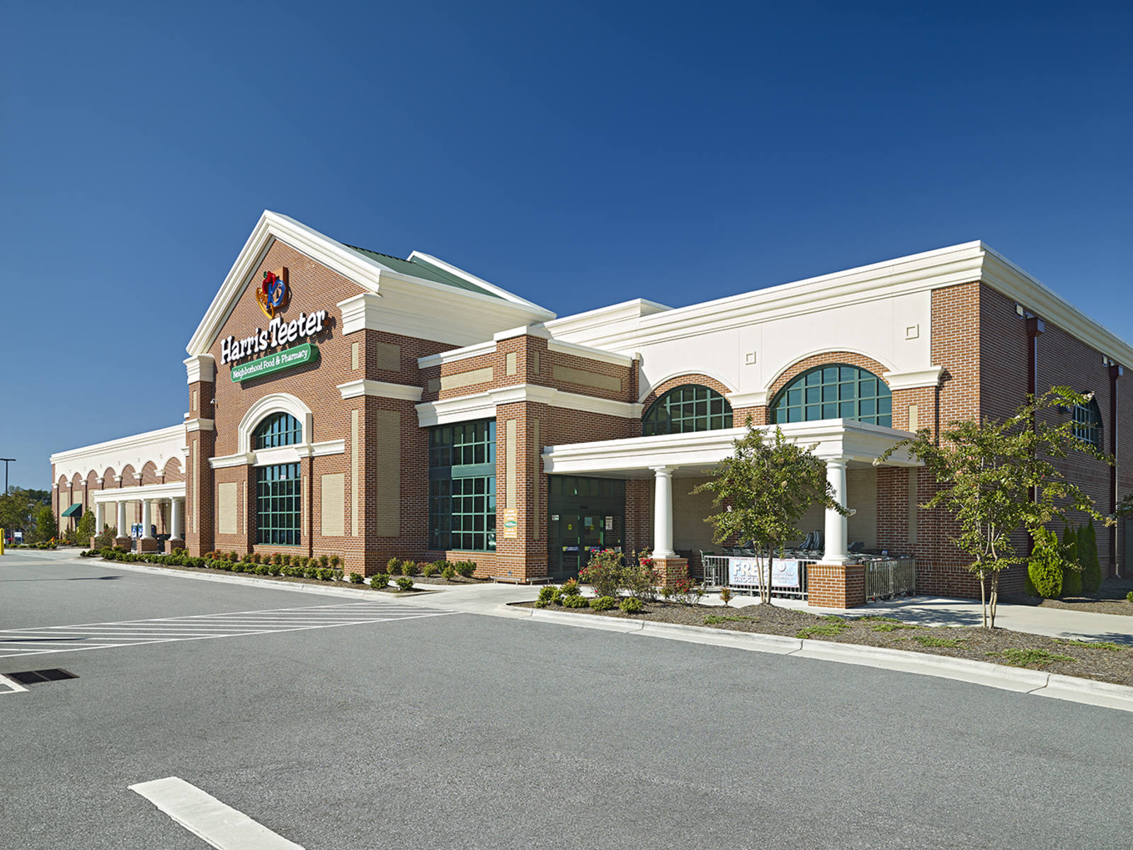 Pine Ridge Plaza, 2835 Reynolda Rd, Winston-Salem, NC 27106