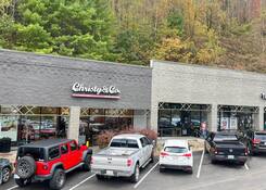 
                                	        Highland Commons
                                    