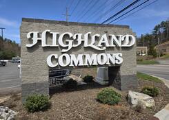 
                                	        Highland Commons
                                    